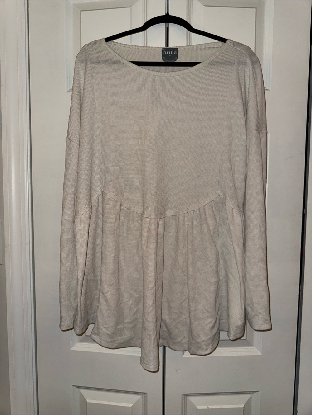 ARULA Cream Long-Sleeve Peplum Tunic Top